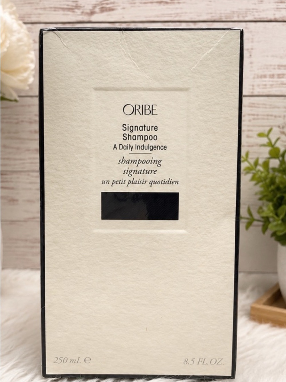 Oribe Signature Shampoo 8.5 oz Luxury Daily Shampoo NEW Sealed Daily Indulgence